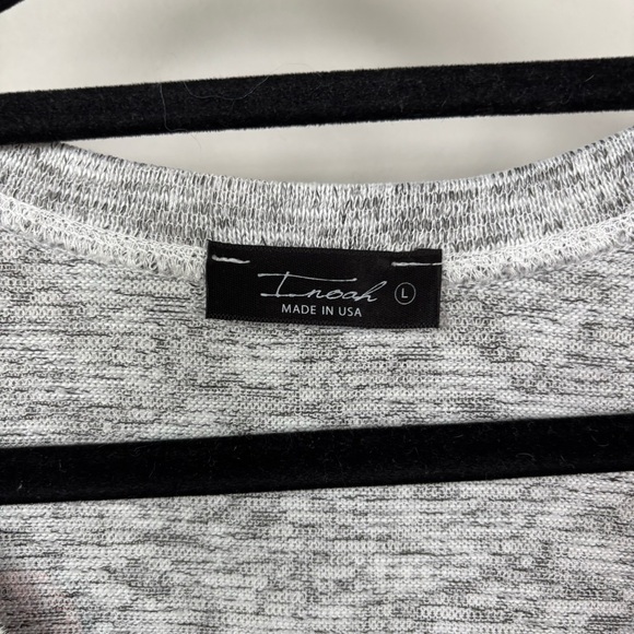 Inoah French Bulldog Eiffel Tower Top Size L - Picture 2 of 8